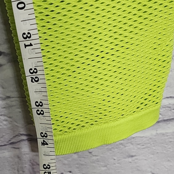 2pcs SKIMS PERFORATED SEAMLESS LEGGING AND CROPPED TOP/LIME/3XL - Picture 9 of 15